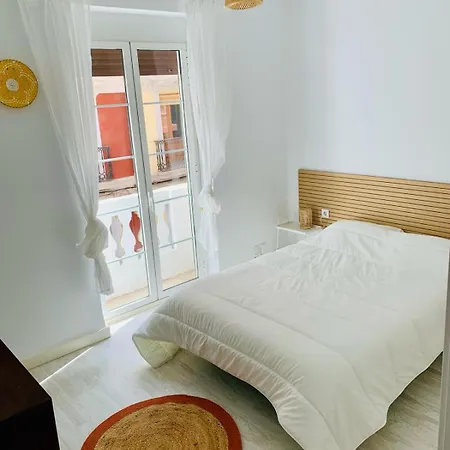Piso Centrico Con Bonita Terraza Appartement *